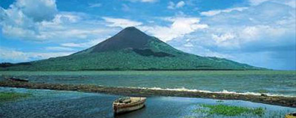 volcano surfing in nicaragua